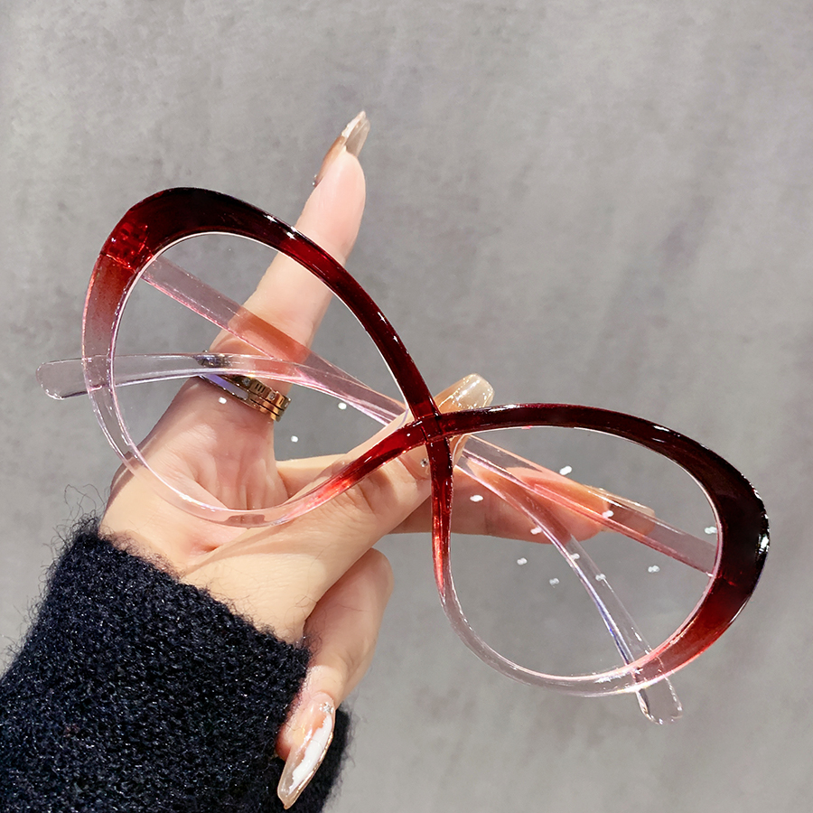 Street Fashion Photography - Irregular Frame Sunglasses Fashion Trend, Unisex,