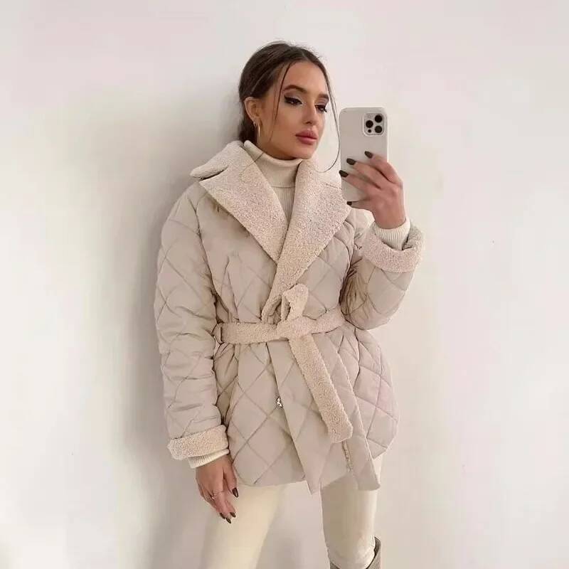 Elegant Quilted With Faux Fur  – Street Fashion England Bewertung und Preis