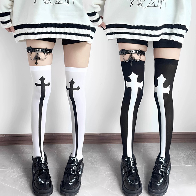 Gothic Y2K Lolita Black White  – Street Fashion Youtube Bewertung und Preis