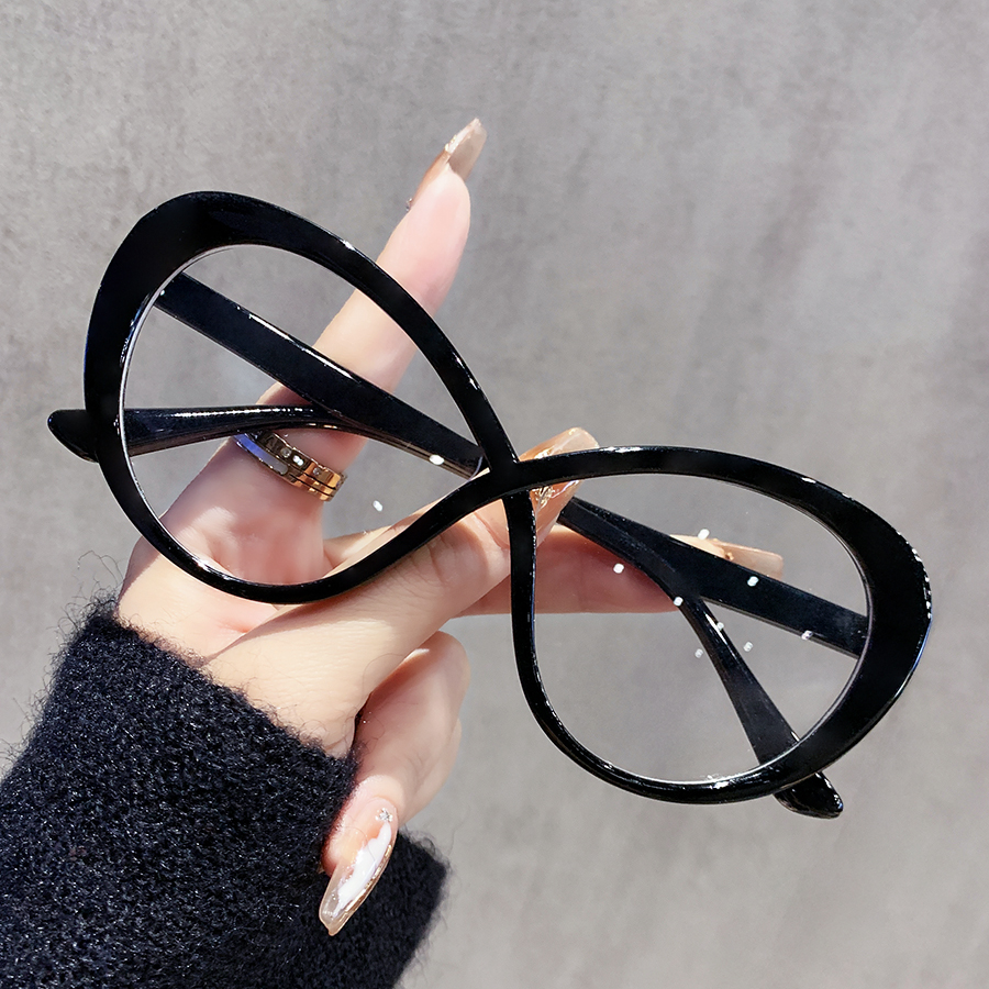 Irregular Frame Sunglasses Fas – Street Fashion Photography Bewertung und Preis