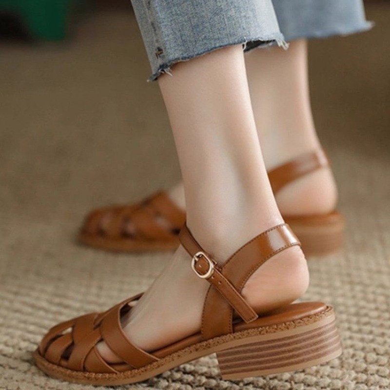 Shoes Female 2025 Buckle Strap – Street Fashion Female Bewertung und Preis