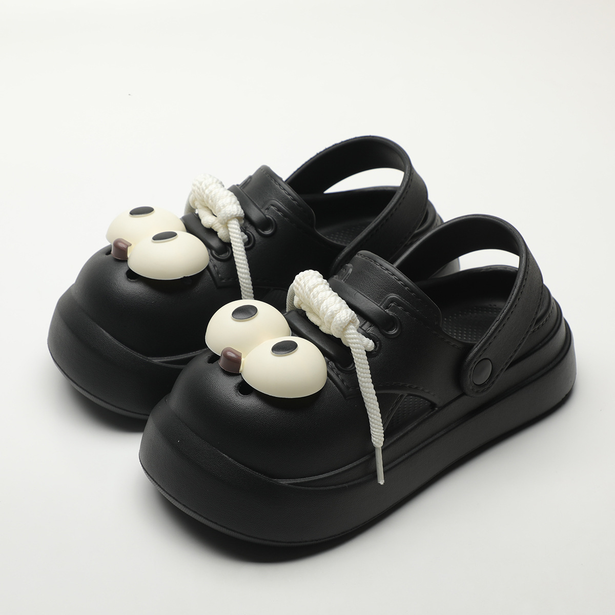 Cute DIY Big Eyes Fashion Clog – Street Fashion Female Bewertung und Preis